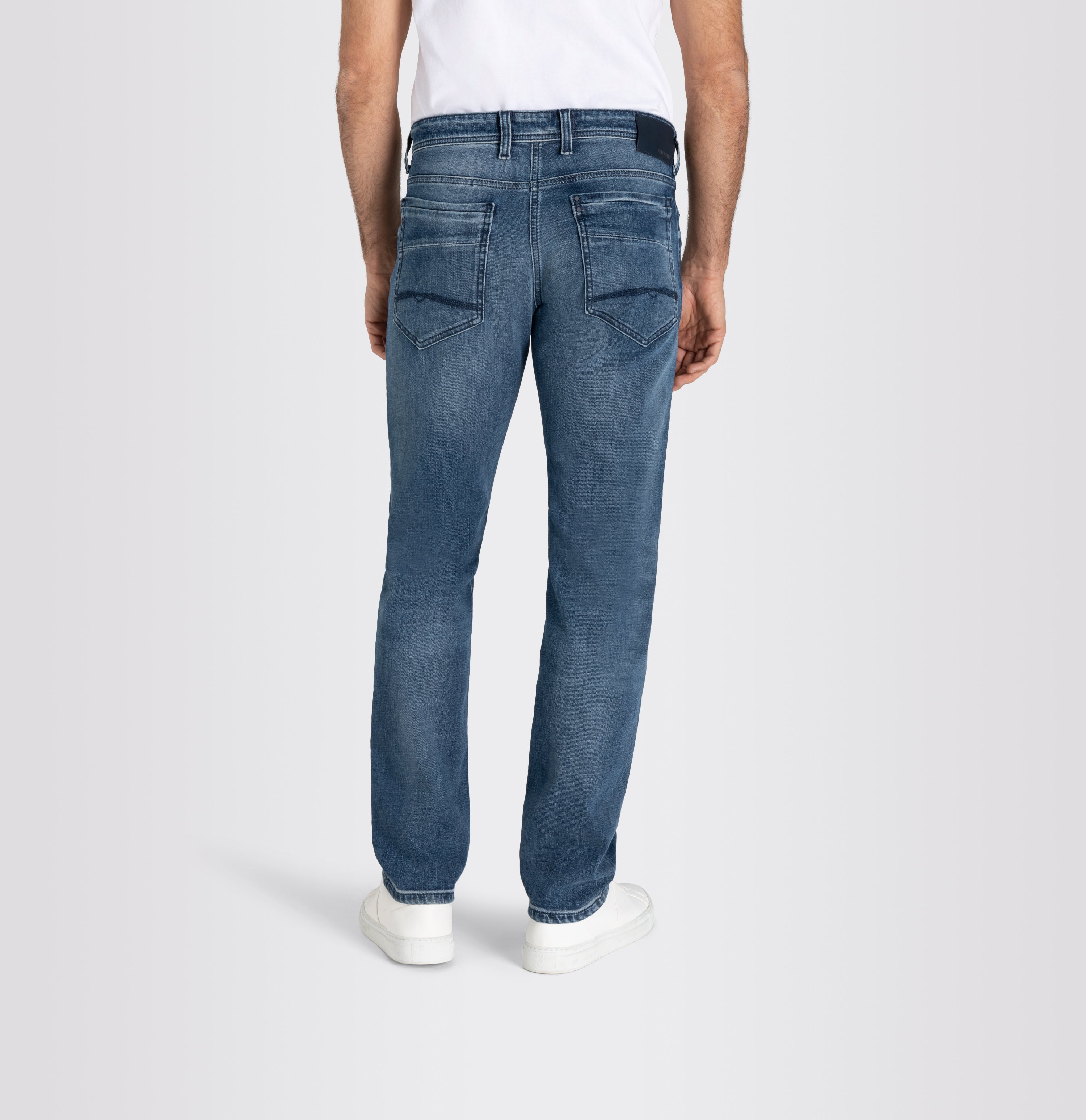 MAC BEN Five Pocket - Deep Harbor Blue - 0384-00-0982L-H689