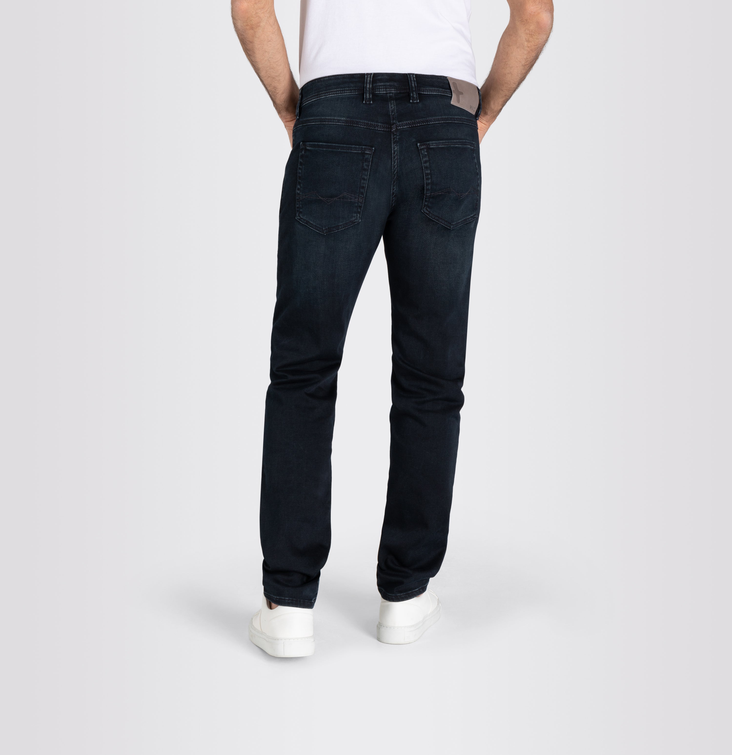MAC Jog'n Jeans - Midnight Ink Blue - 0590-00-0994L-H789