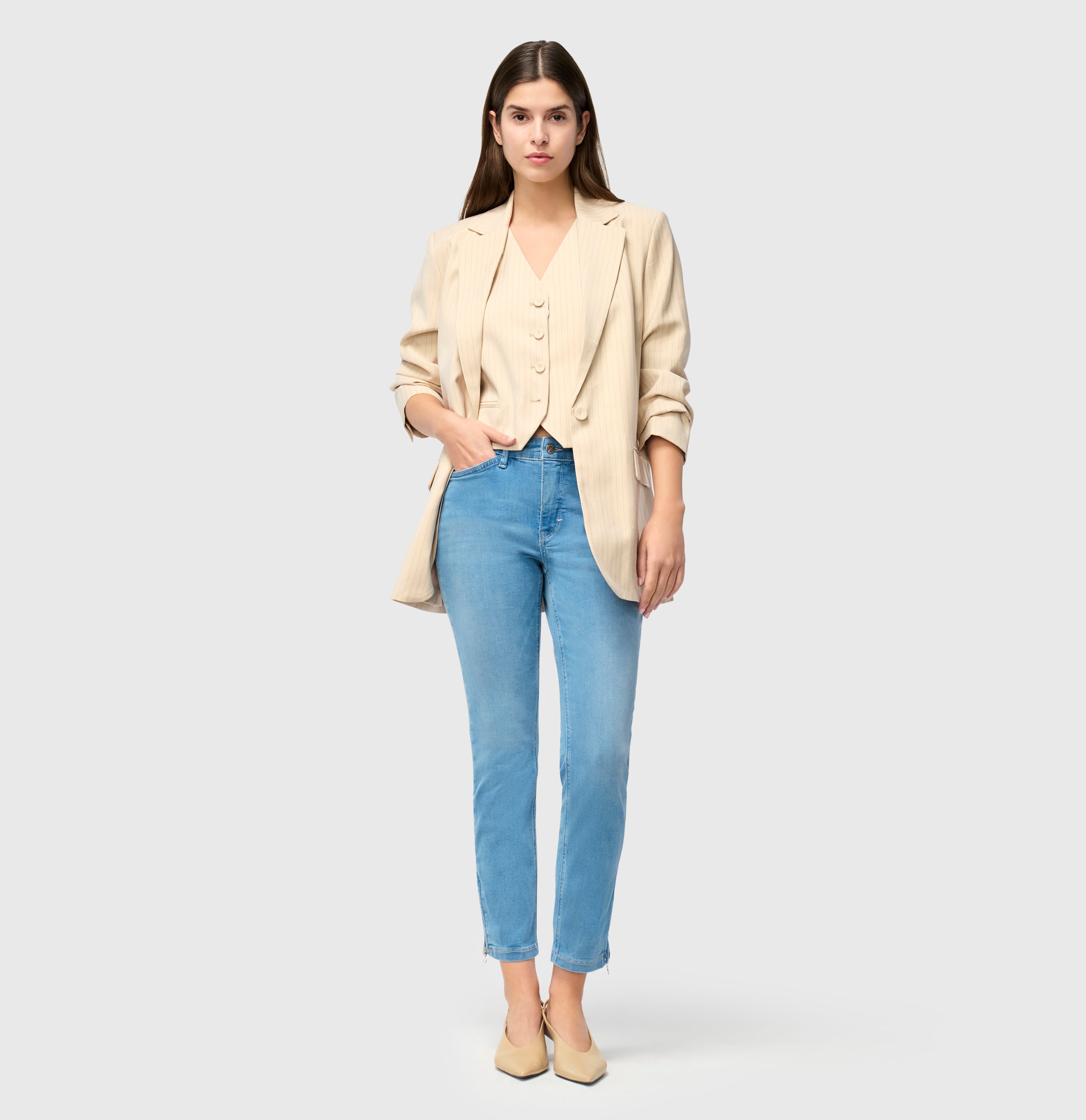 MAC DREAM CHIC Cropped Jeans - Lake Breeze Blue - 5471-90-0355L-D451 von MAC