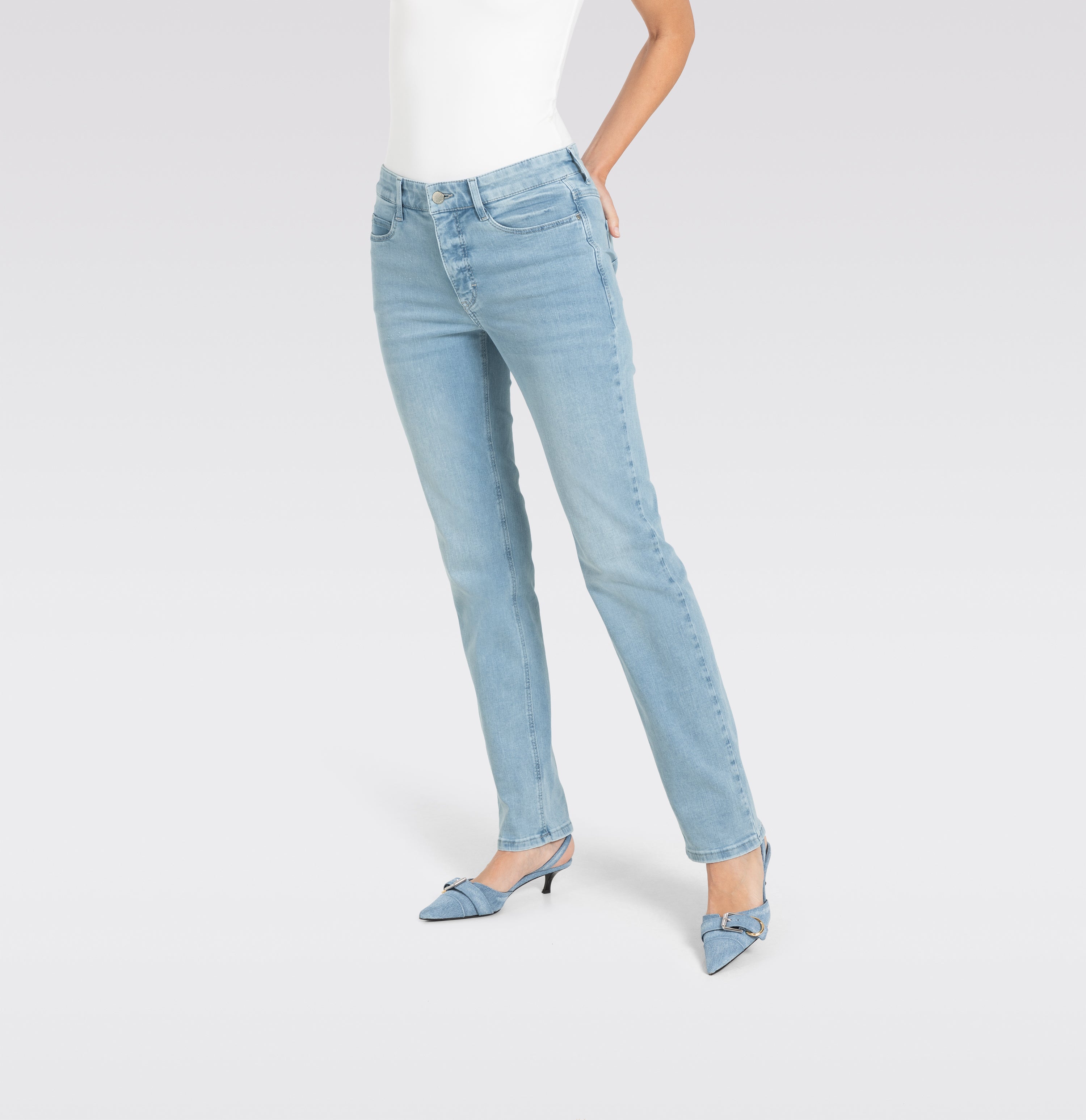 MAC DREAM Straight Jeans - Shoreline Sky - 5401-90-0355L-D452 von MAC