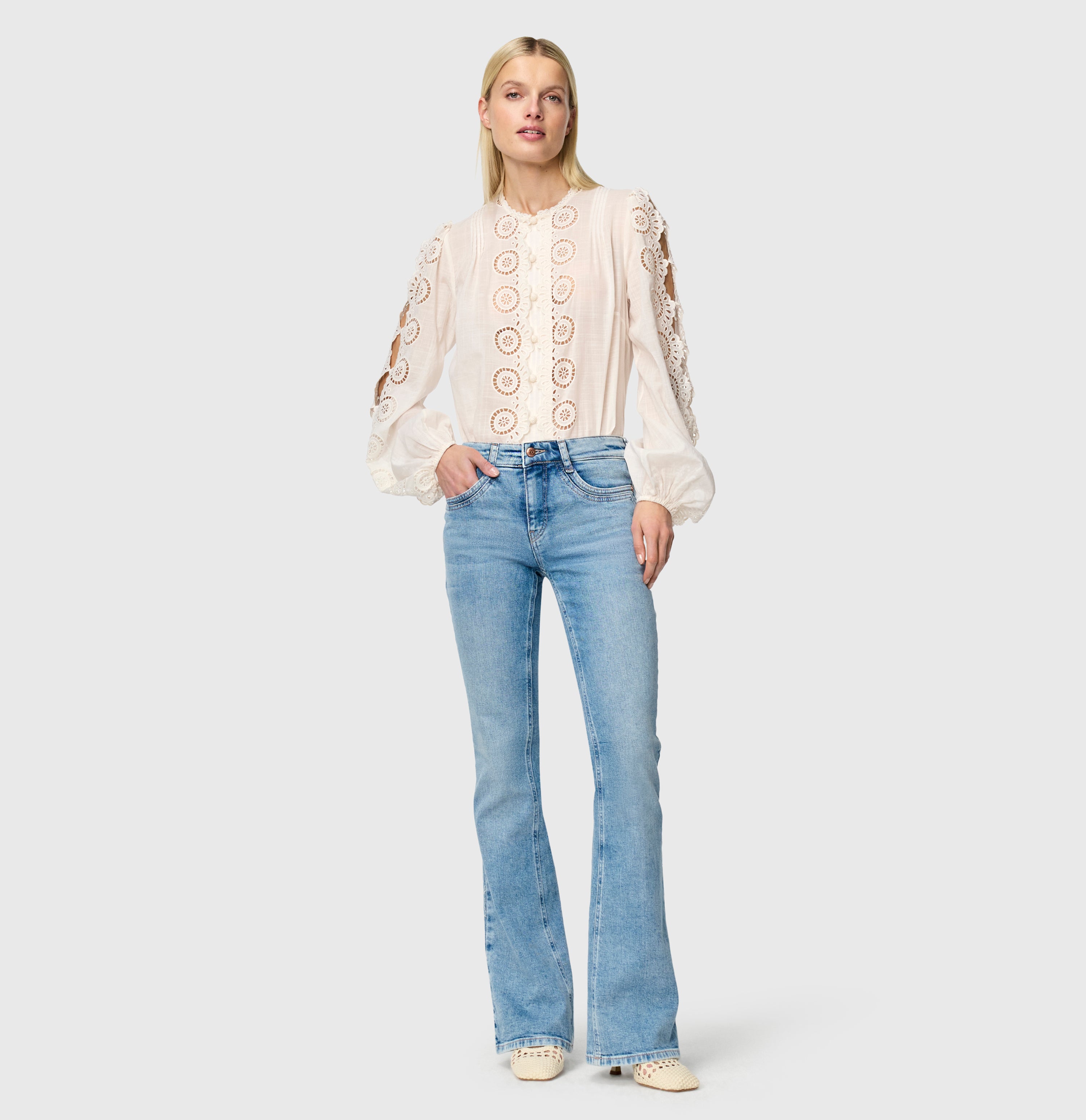 MAC DETROIT 90`s cool wash 2818-90-0333L D297 Bootcut Jeans - Glacier Meadow Blue - 2818-90-0333L-D297 von MAC