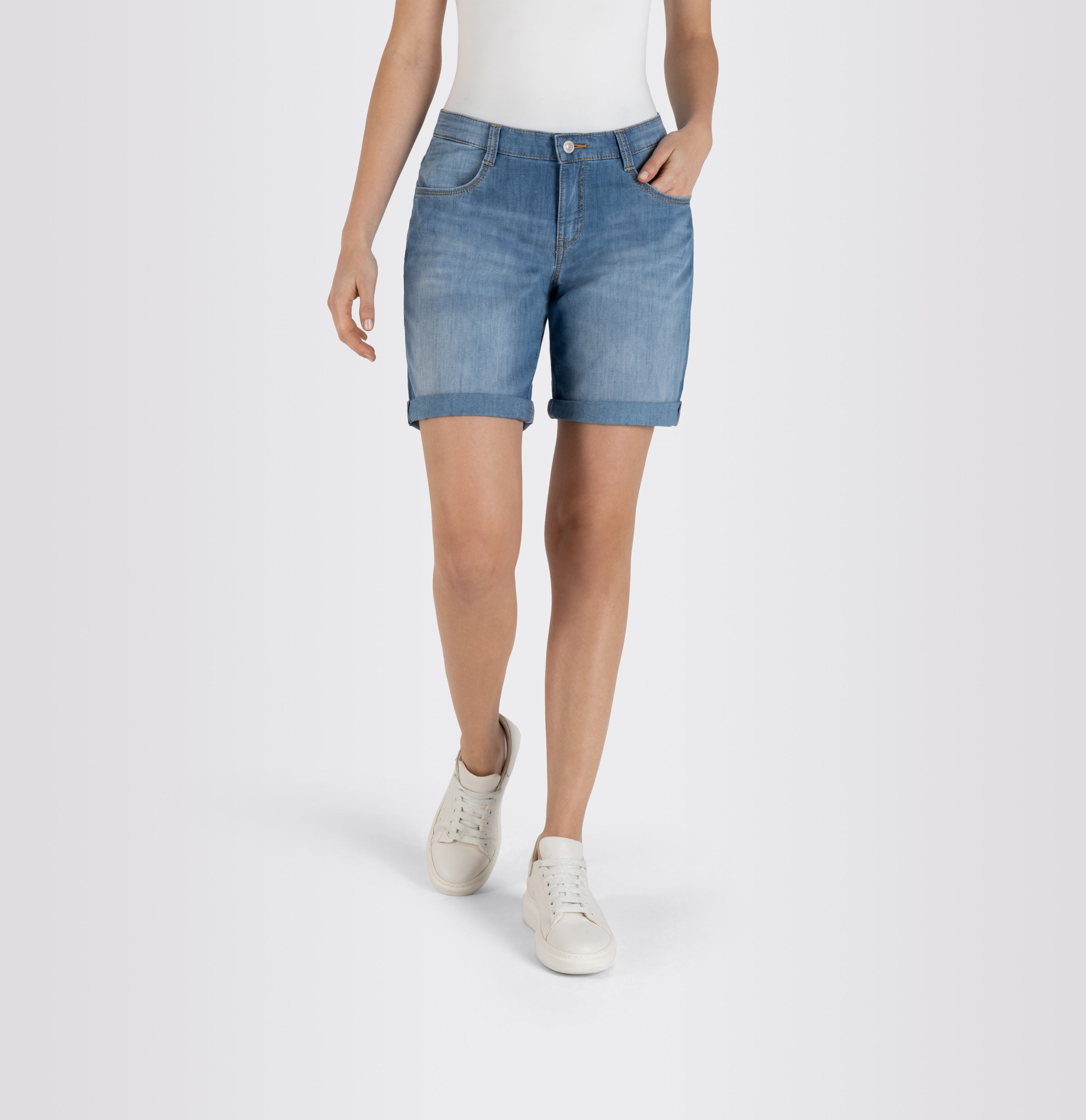 MAC SHORTY authentic use wash  - Washed Denim Horizon - 2387-90-0346-D250 von MAC