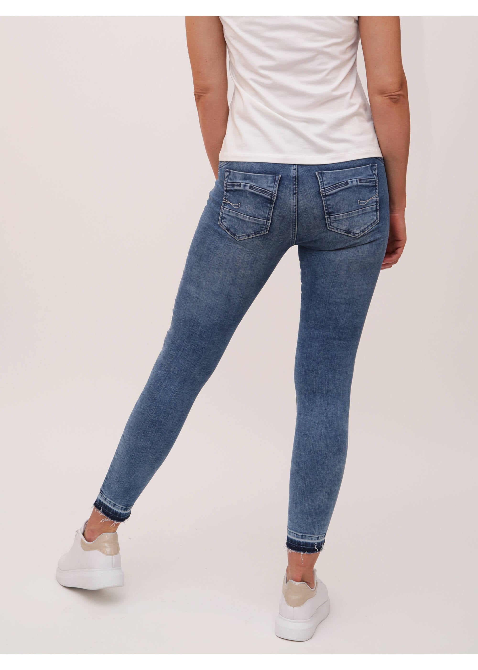 JEANS MOD SUZY bleu amétiste SP22-2012.870 von MOD Jeans