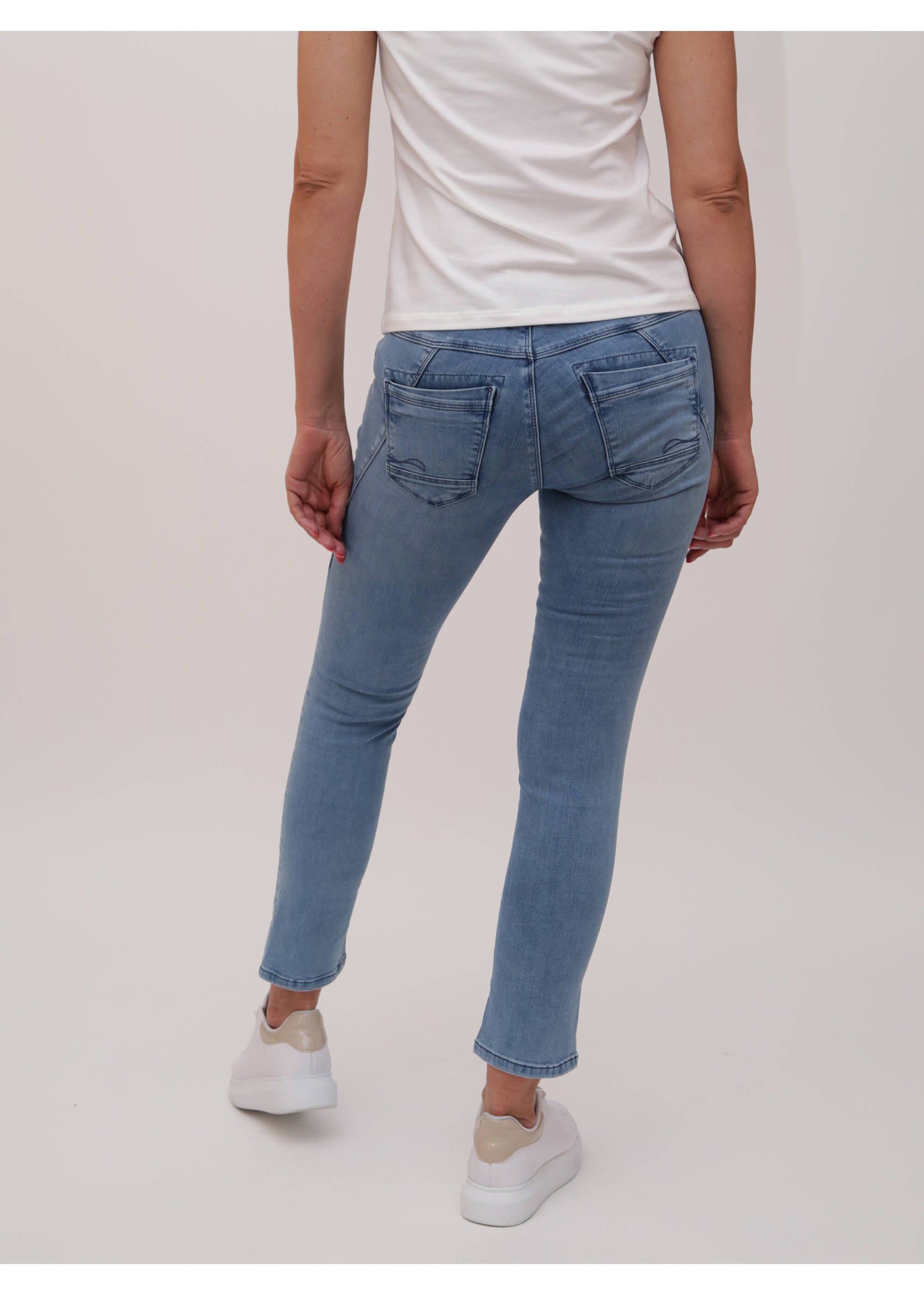 MOD JEANS Rea Jeans - Coastal Mist Denim - SP22-2019.3548 von MOD Jeans