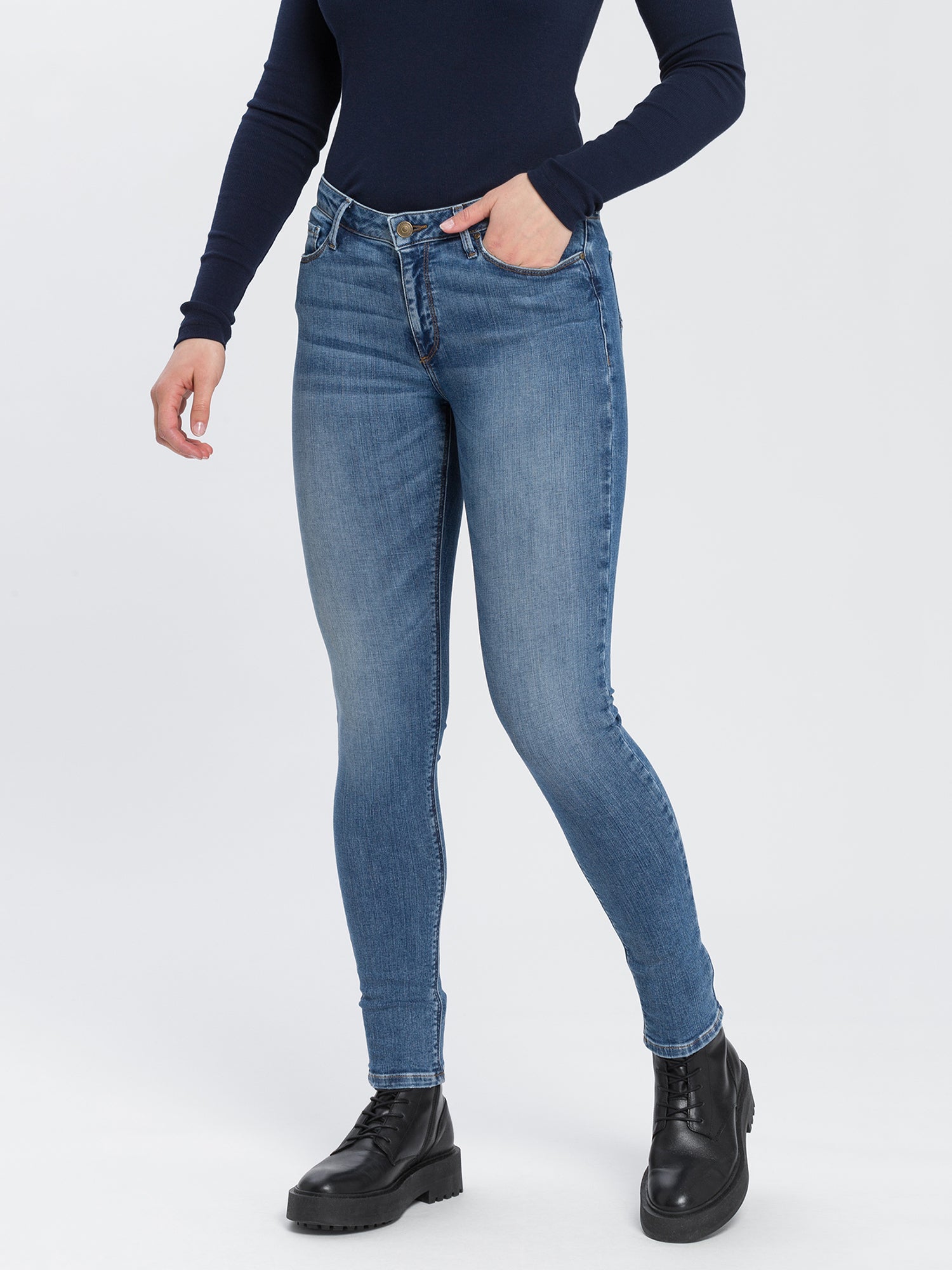 CROSS JEANS ALAN - Cloudy Denim Blue - N497-201 von Cross Jeans