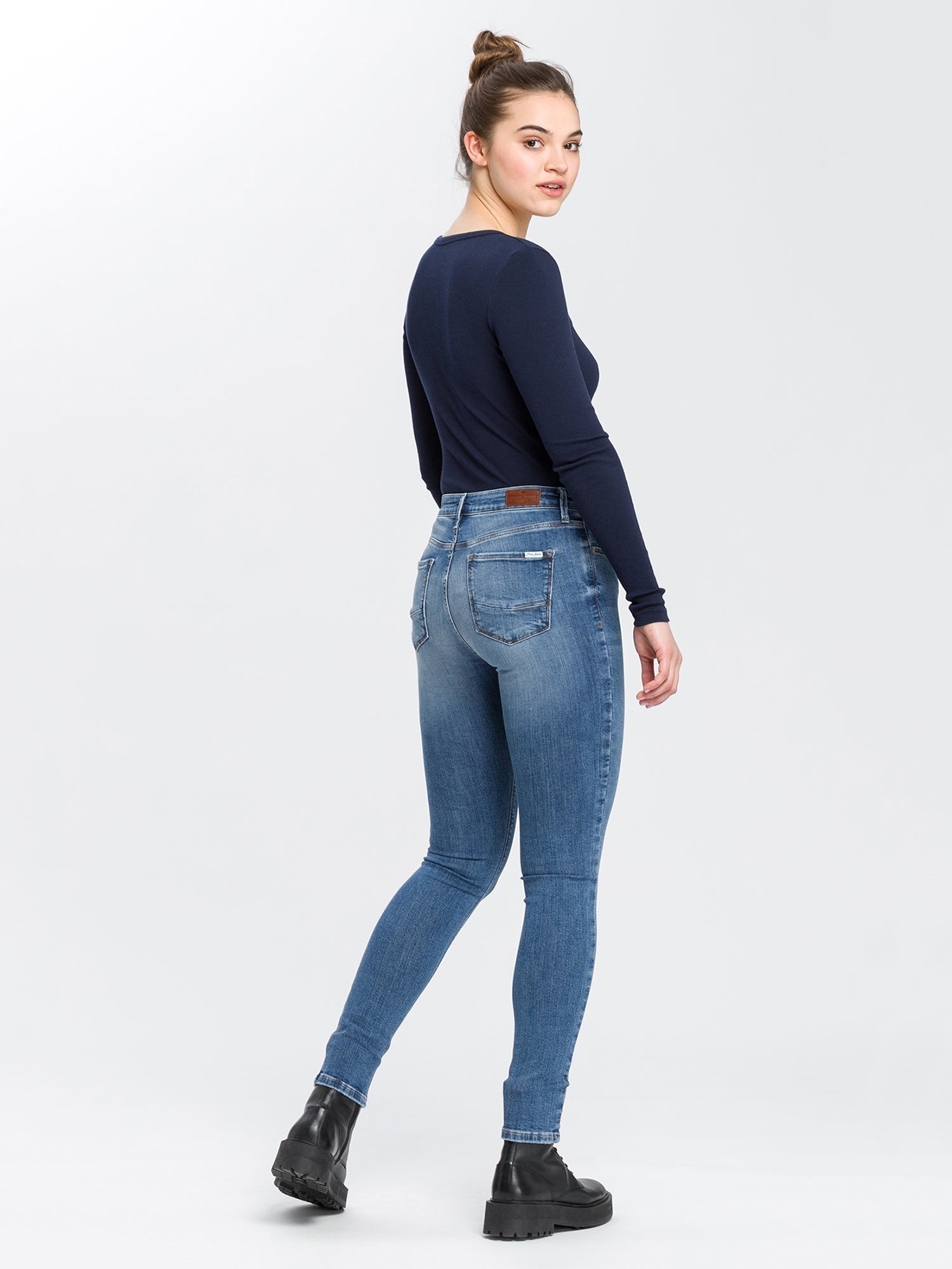 CROSS JEANS ALAN - Cloudy Denim Blue - N497-201 von Cross Jeans