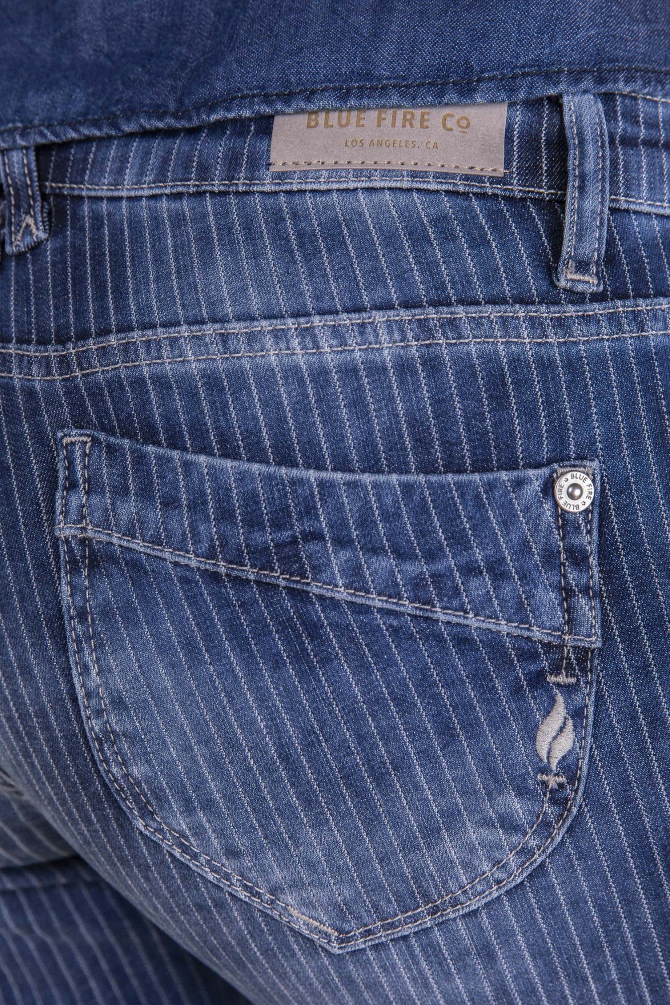 BLUE FIRE Nancy Slim-Fit Jeans - Pinstripe Dusk Indigo - 1001.2258 von Blue Fire