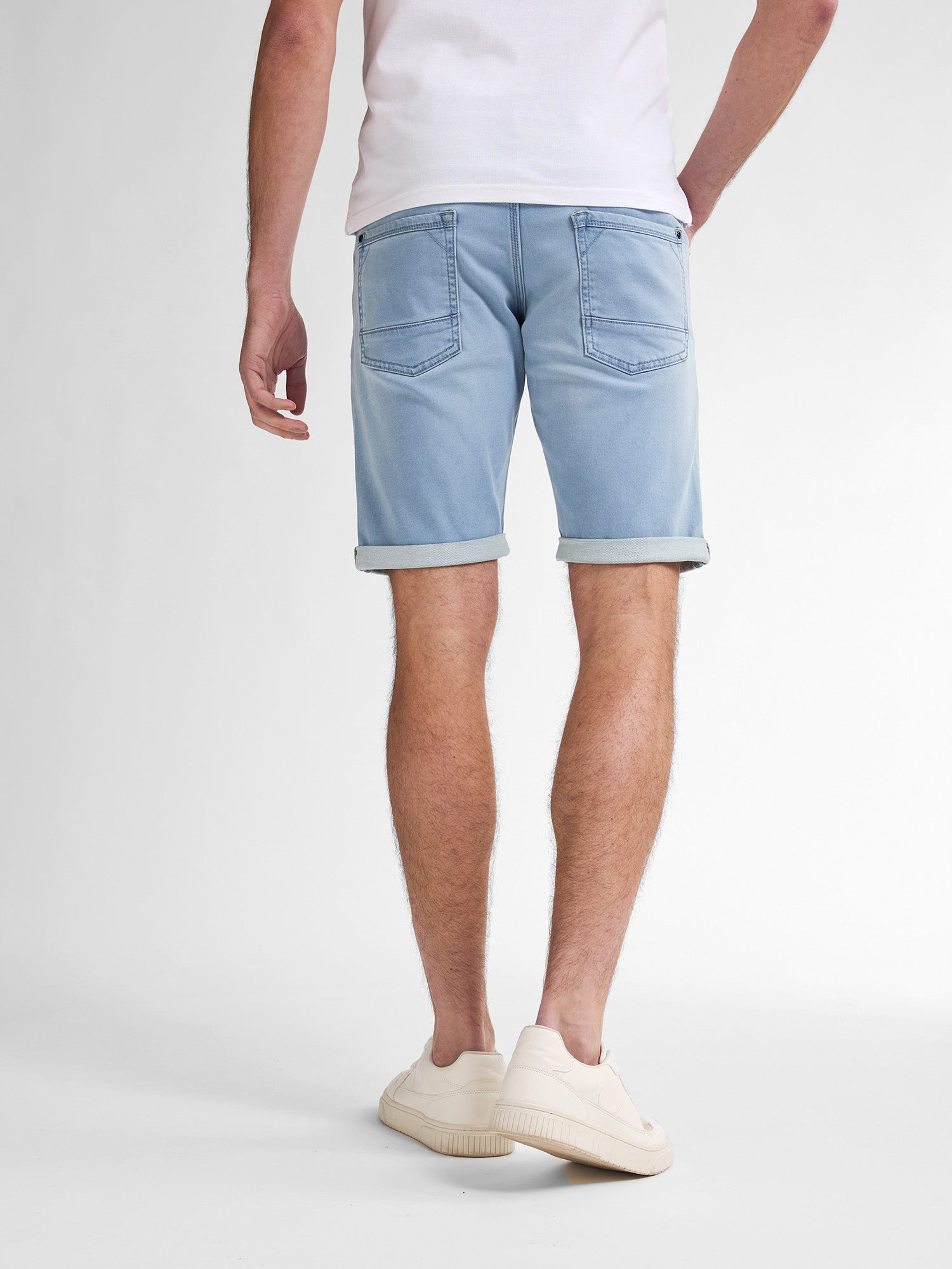 PETROL JACKSON SHORTS bleached 5700 von Petrol Industries