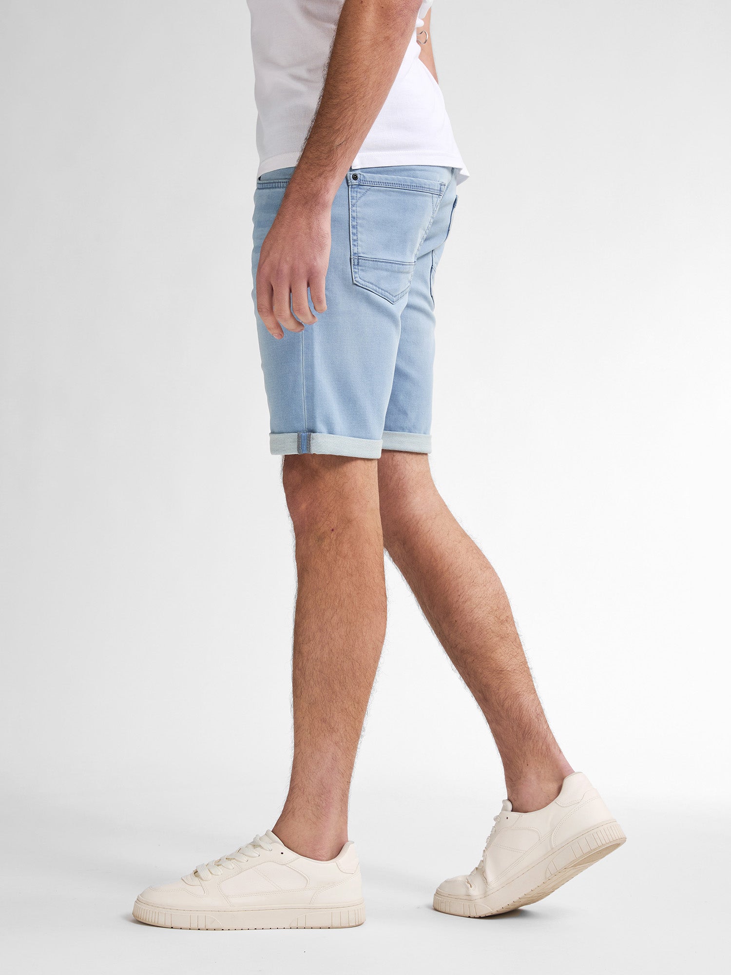 PETROL JACKSON SHORTS bleached 5700 von Petrol Industries