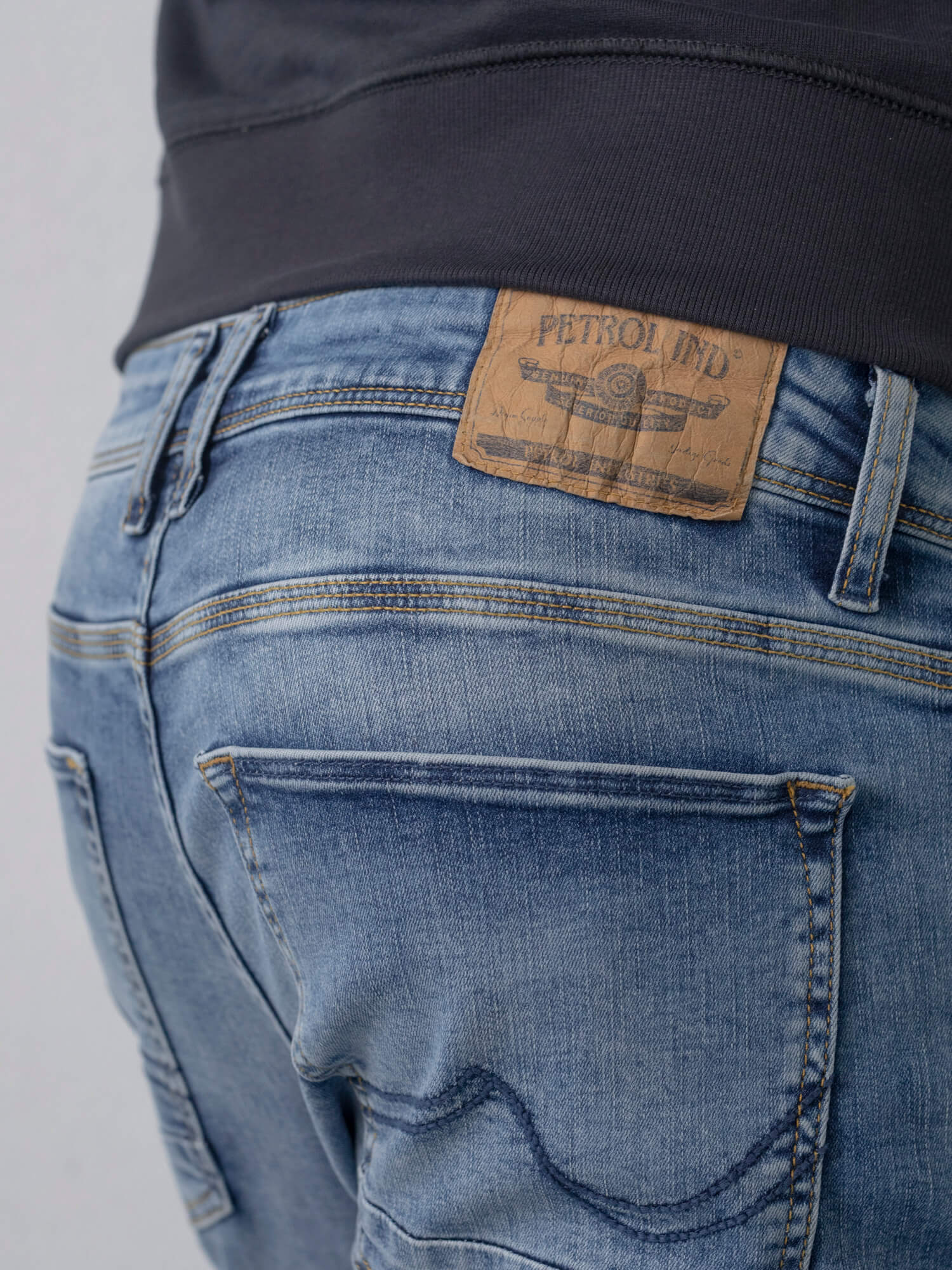 PETROL INDUSTRIES Russel Jeans - Light Wash Drift - RUSSEL 5701 von Petrol Industries
