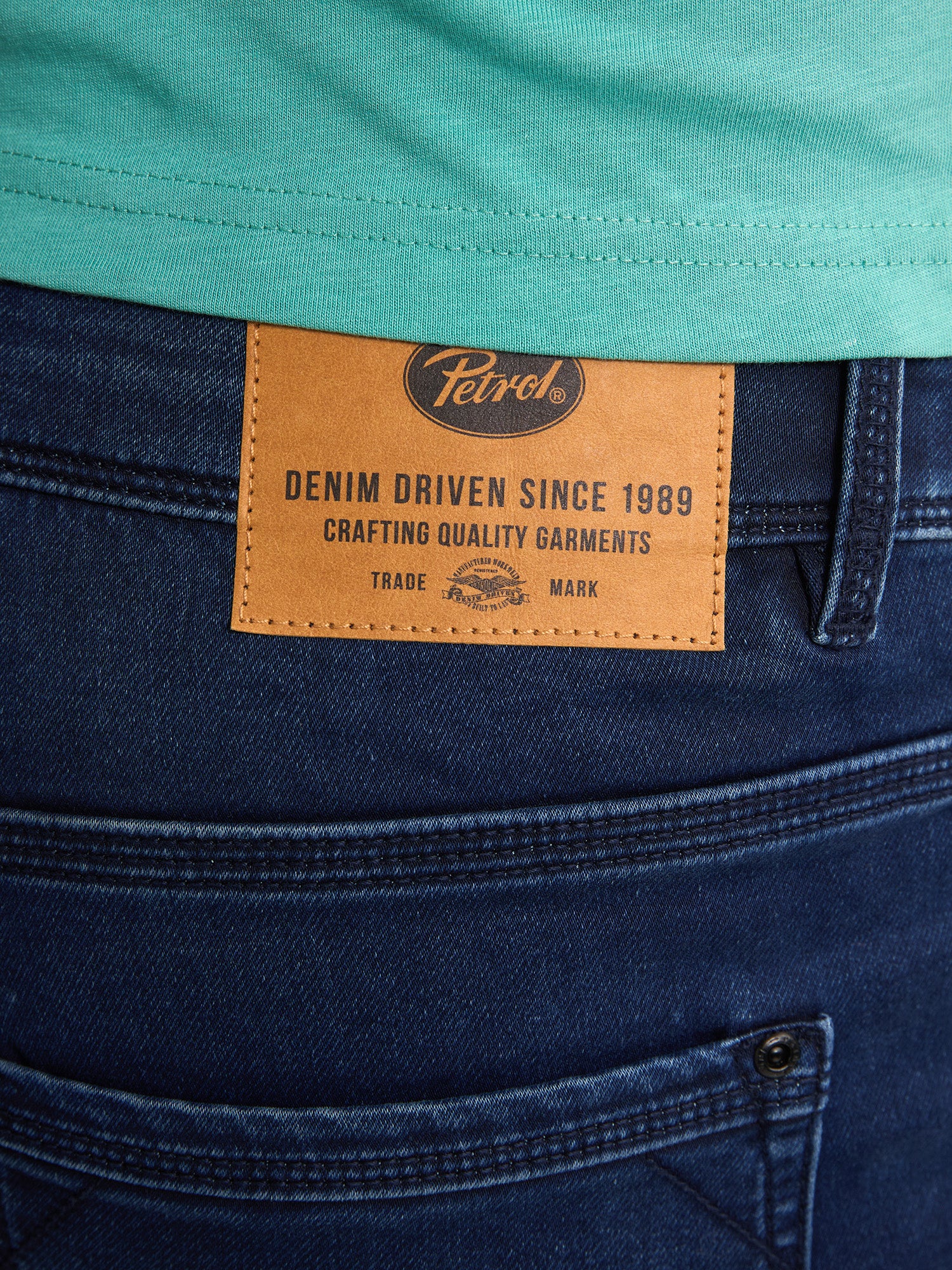 PETROL INDUSTRIES Jackson Shorts - Deep Harbor Blue - M-ROS-SHO001 5806 von Petrol Industries