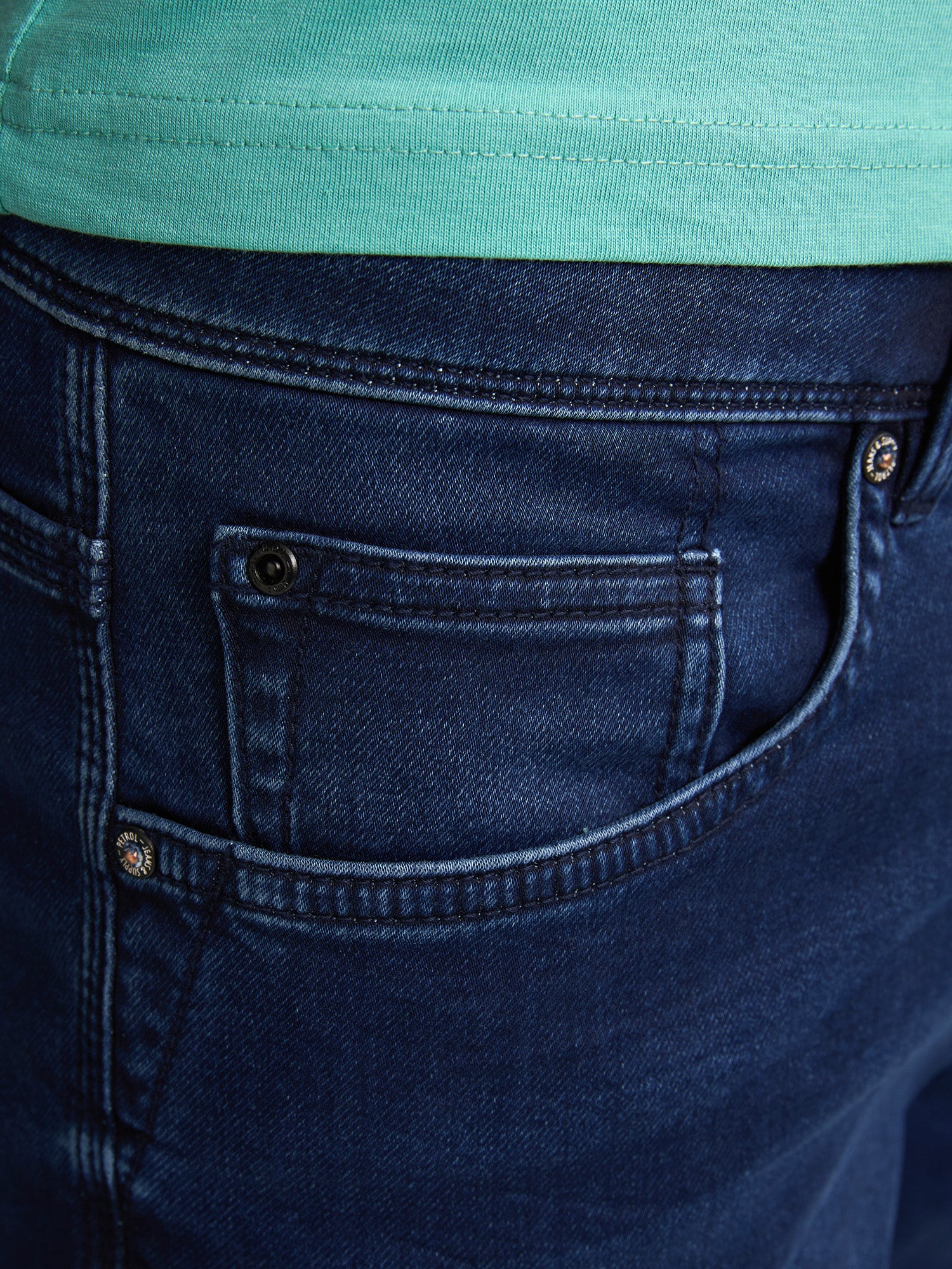 PETROL INDUSTRIES Jackson Shorts - Deep Harbor Blue - M-ROS-SHO001 5806 von Petrol Industries