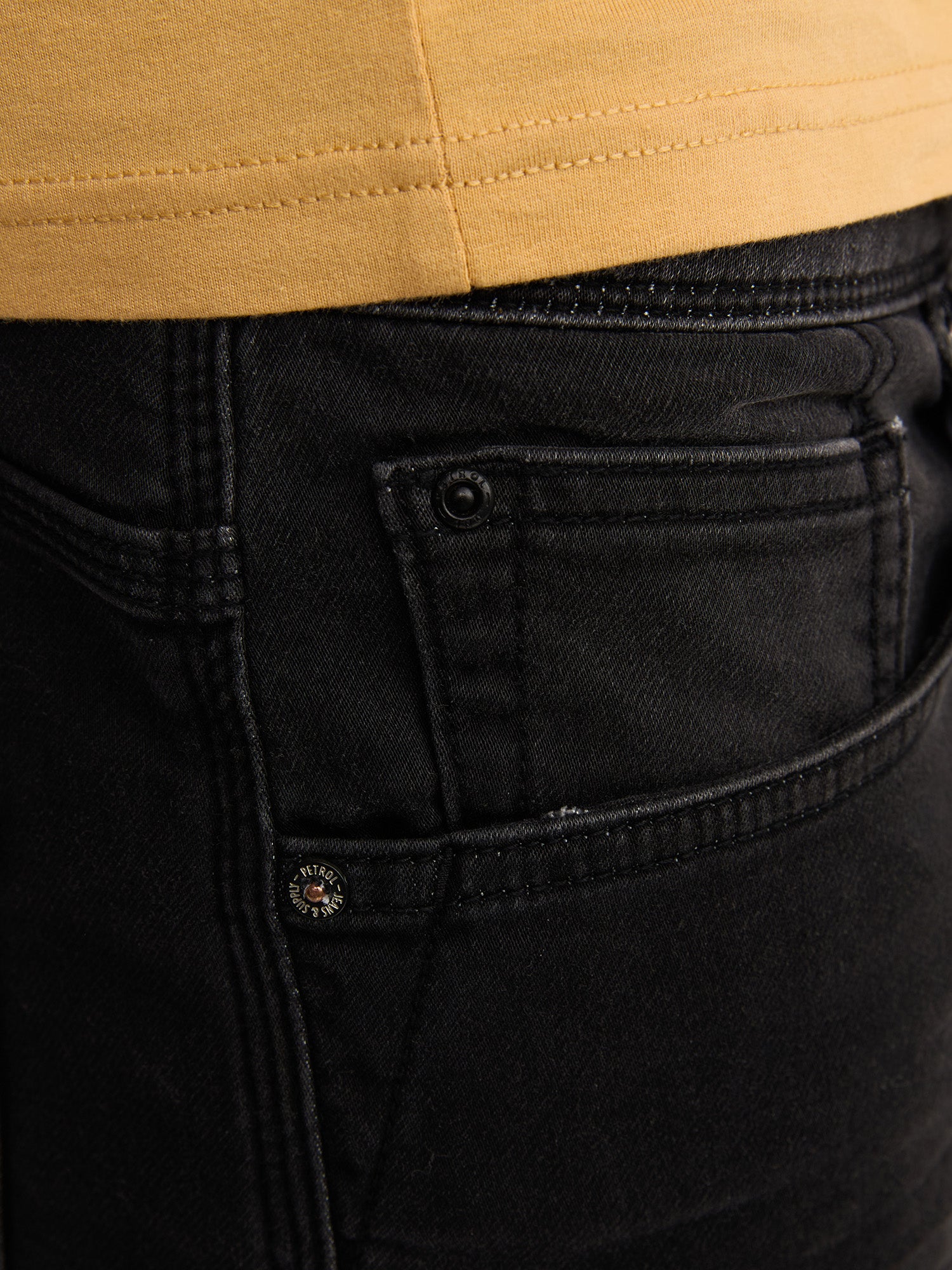 PETROL JACKSON SHORTS black stone 9705 von Petrol Industries