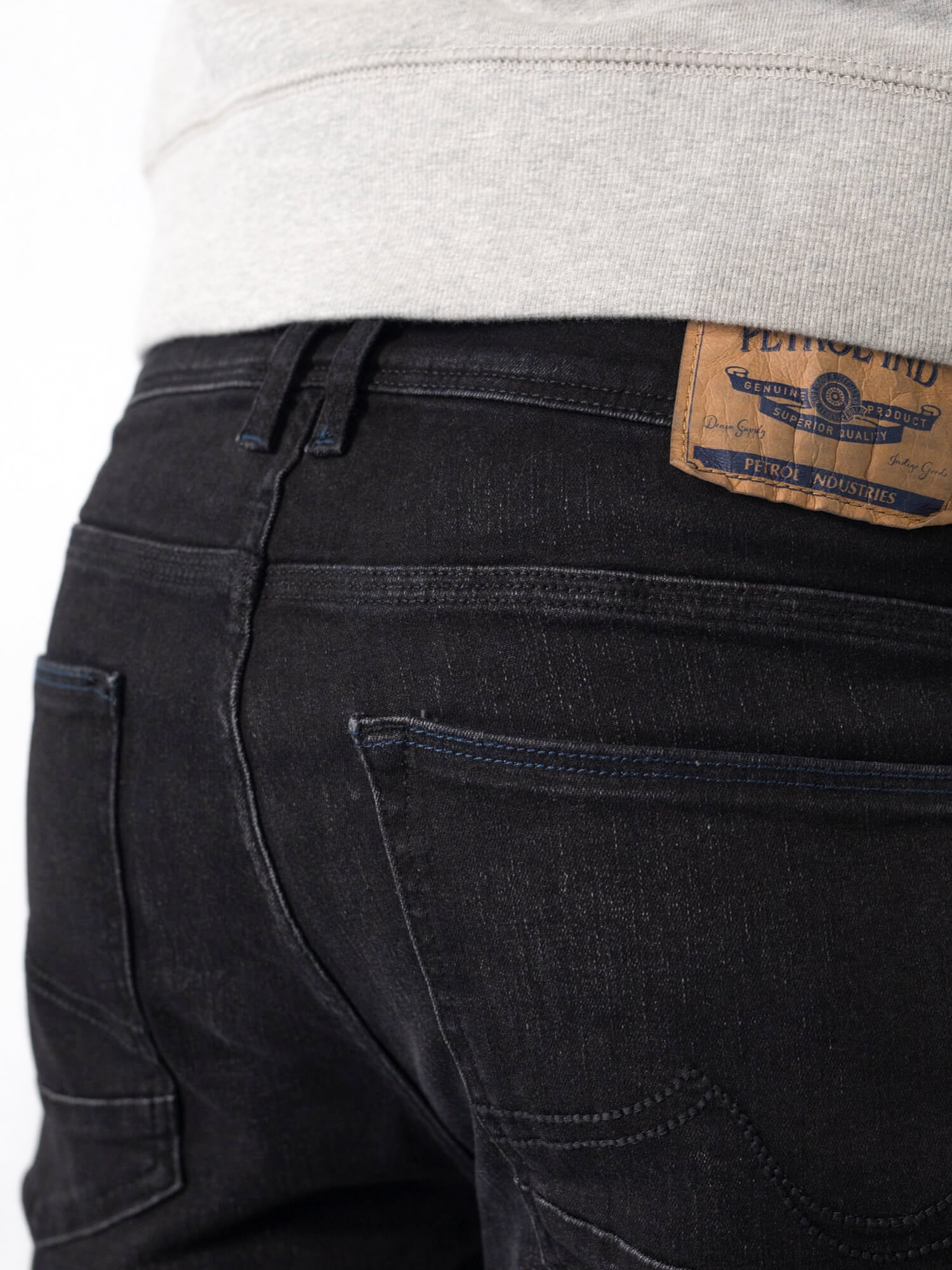 PETROL INDUSTRIES Russel Five Pocket - Midnight Asphalt Black - RUSSEL 9705 von Petrol Industries