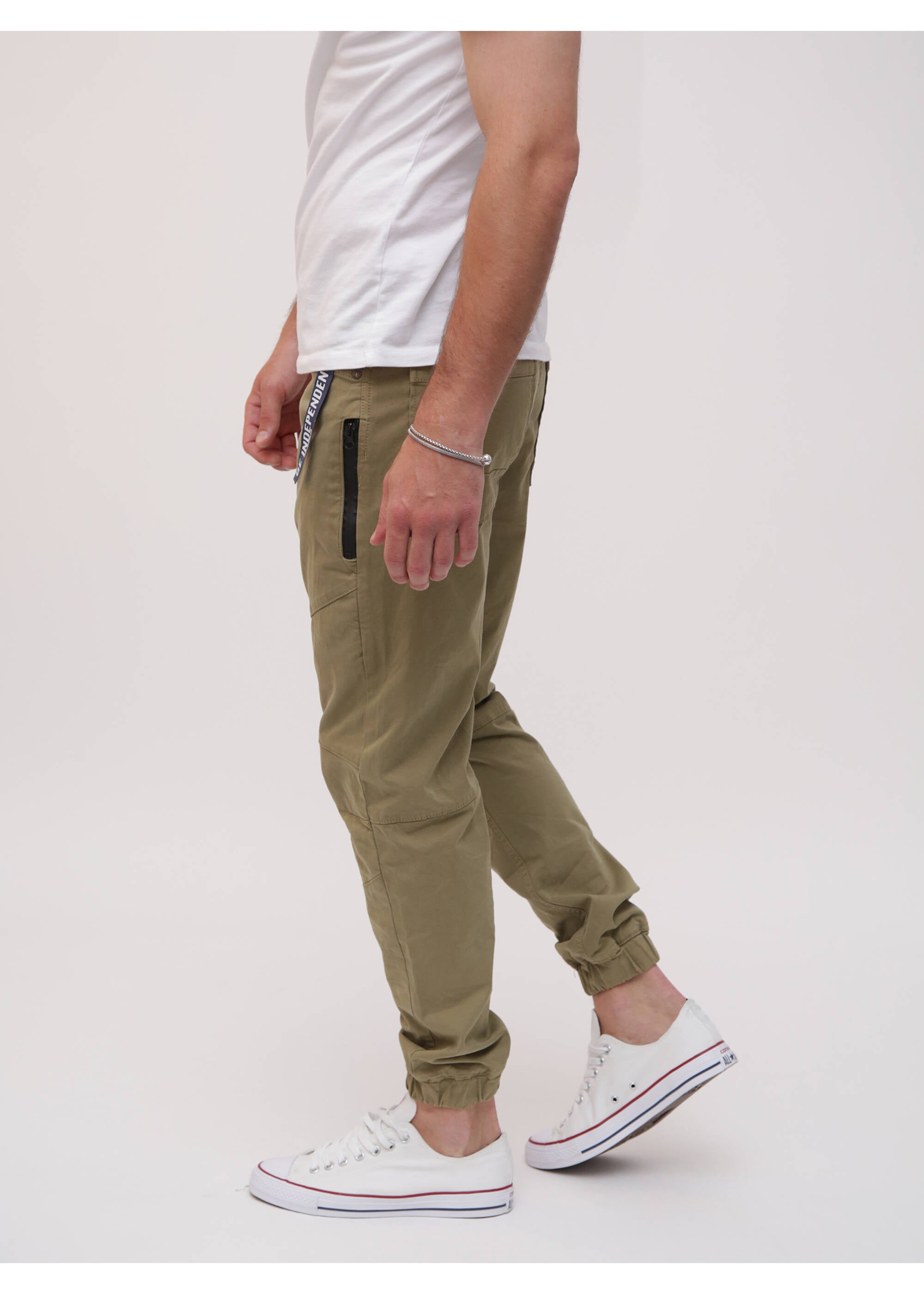 MOD JEANS Adam Chino - Olive Drift - SP22-1049.13 von MOD Jeans