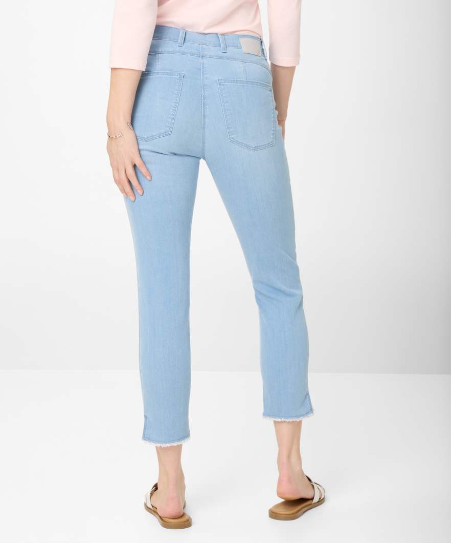 RAPHAELA BY BRAX LUCA Capri-Jeans - Coastal Mist Blue - 10933820 16-6308-29 von RAPHAELA BY BRAX