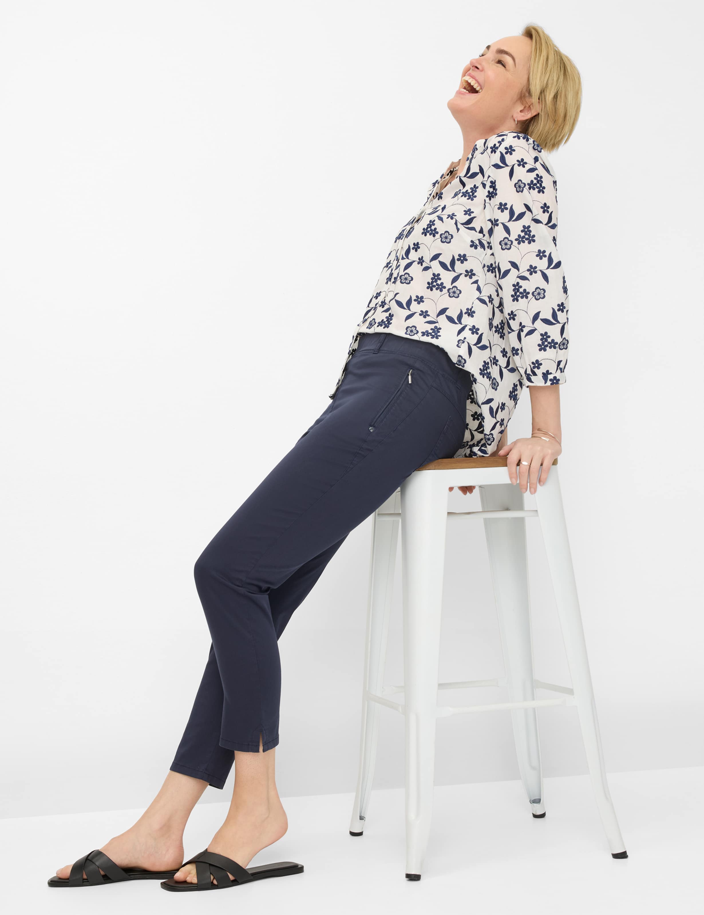 RAPHAELA BY BRAX LAVINA Zip 6/8 - Midnight Indigo - 10821220 11-1908-22 von RAPHAELA BY BRAX
