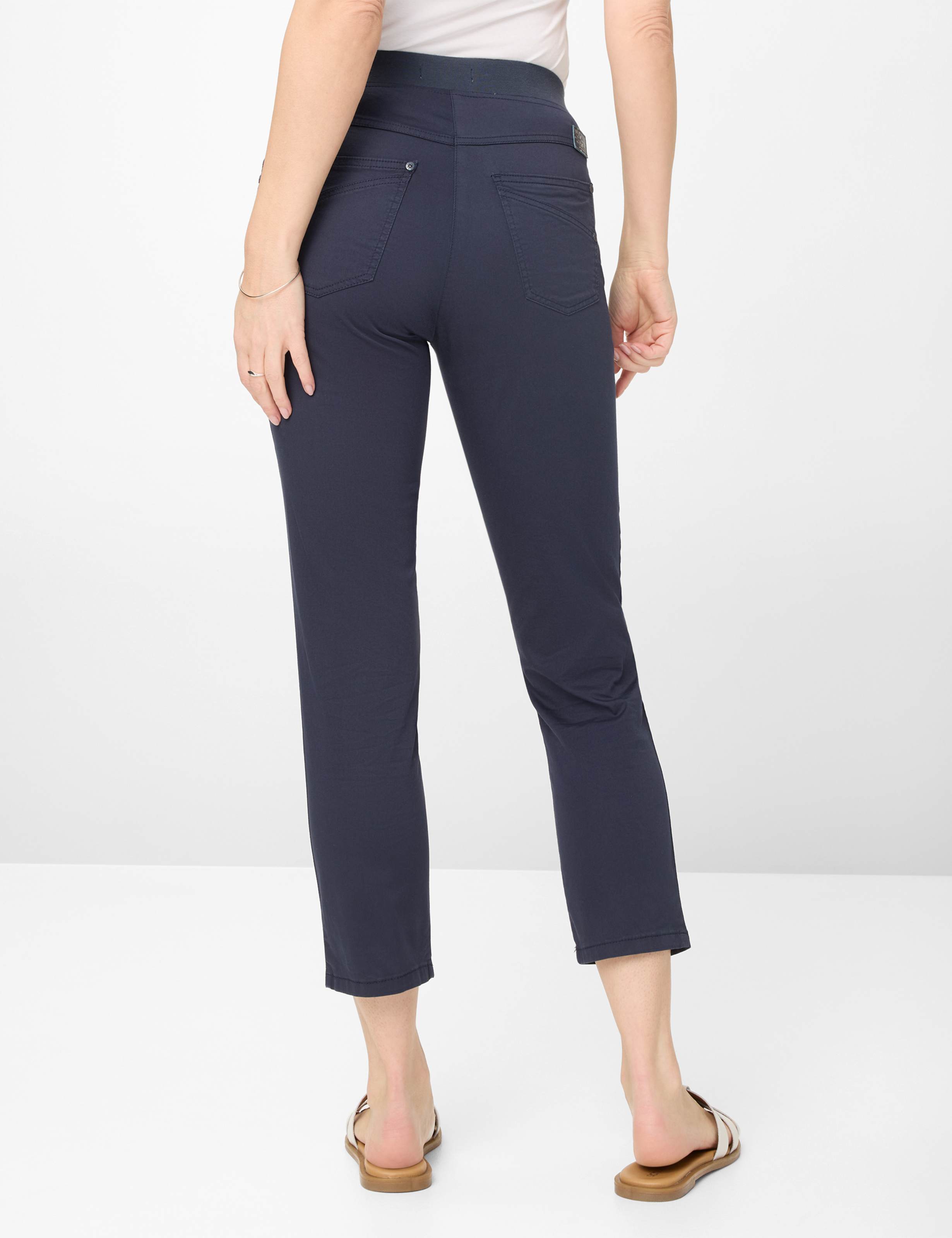 RAPHAELA BY BRAX Pamina Schlupfhose - Deep Midnight Navy - 10878620  11-1908-22 von RAPHAELA BY BRAX