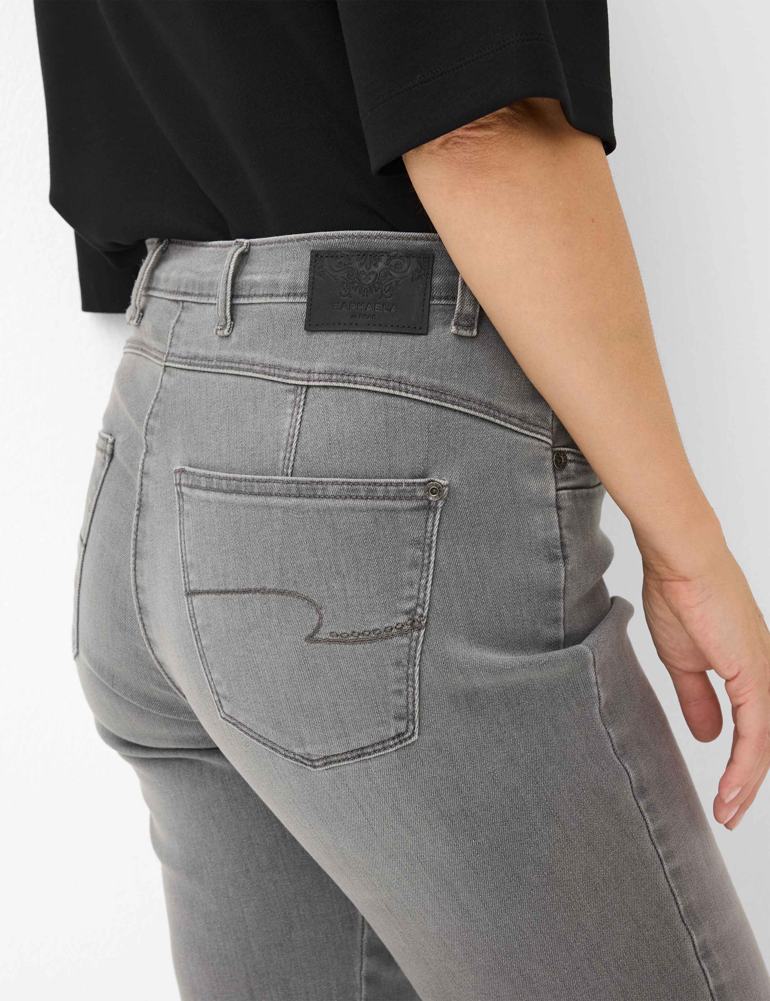 RAPHAELA BY BRAX CAREN NEW Straight-Jeans - Foggy Silver Grey - 10923120 17-6908-06 von RAPHAELA BY BRAX