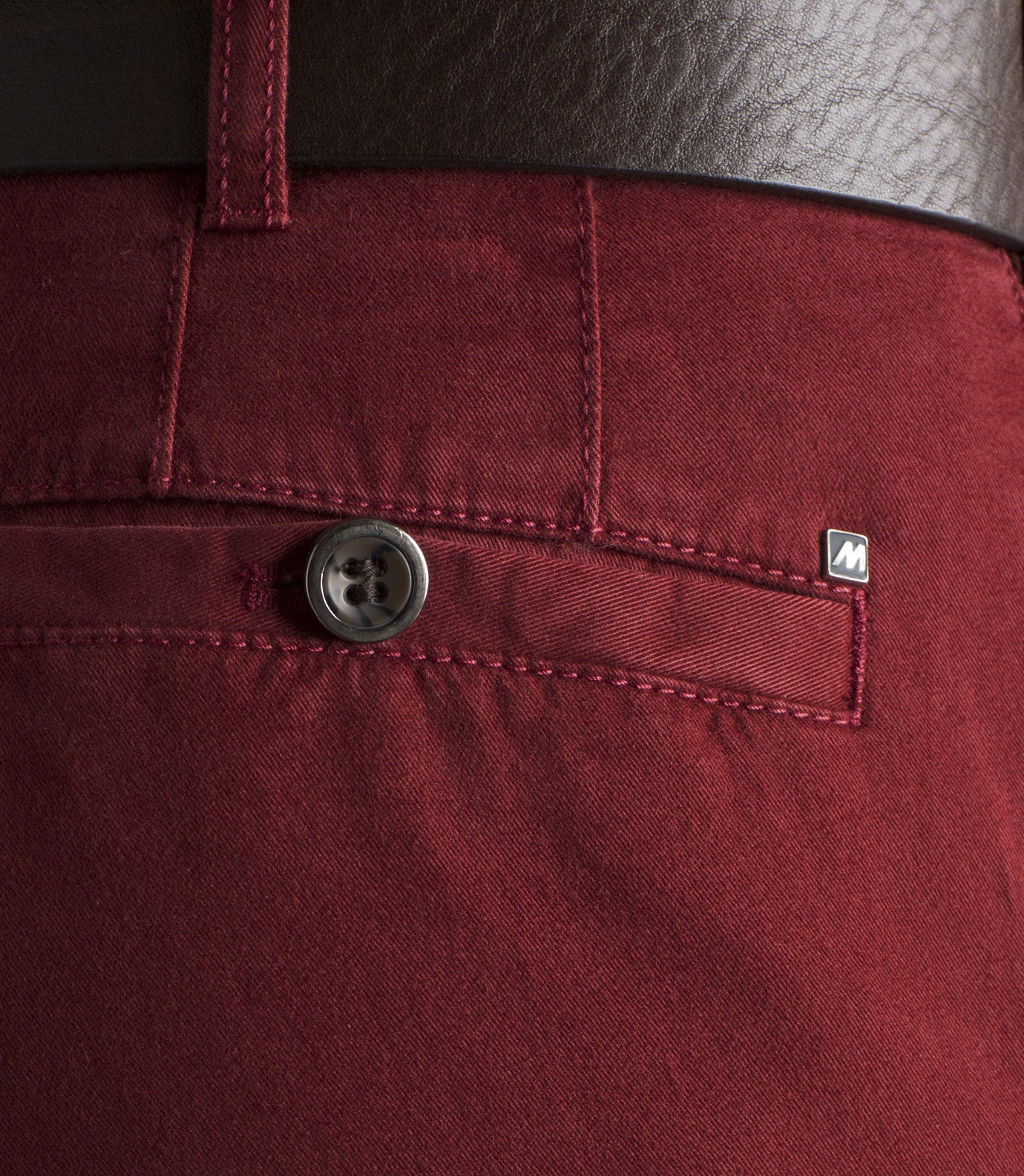 MEYER HOSEN Roma Chino - Deep Cabernet Red - 115-0-9316.55 von MEYER HOSEN