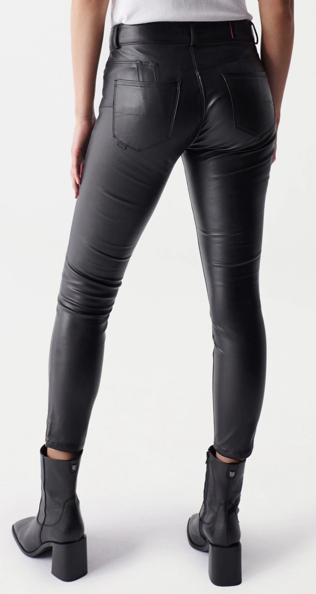SALSA Destiny Push Up Jeans - Noir Velvet Black - 126733.0000 von Salsa