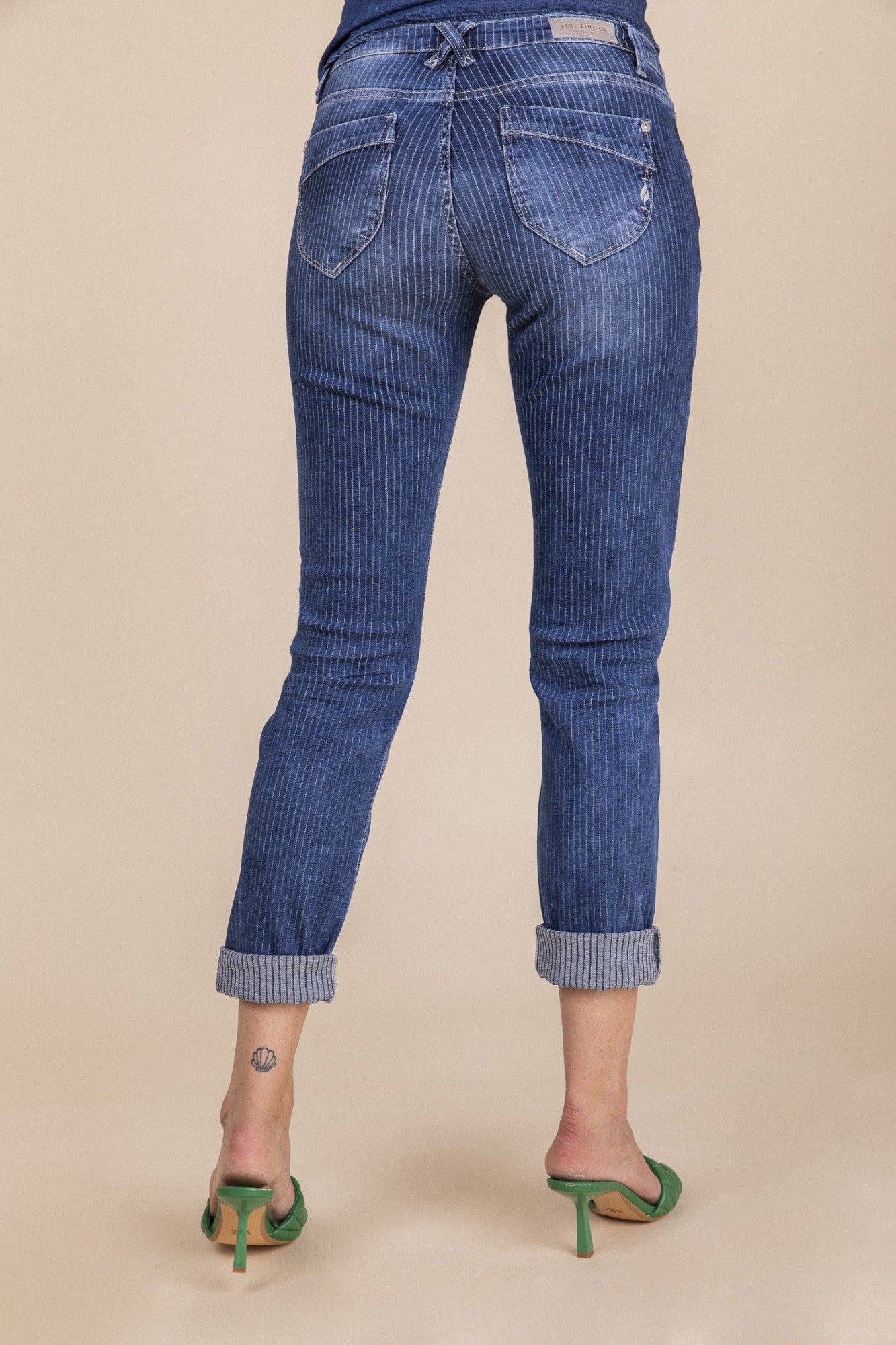 BLUE FIRE Nancy Slim-Fit Jeans - Pinstripe Dusk Indigo - 1001.2258 von Blue Fire