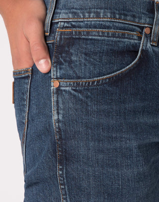WRANGLER GREENSBORO the legend Five Pocket - Deep Harbor Blue - W15QP111L