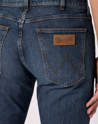 WRANGLER GREENSBORO the legend Five Pocket - Deep Harbor Blue - W15QP111L