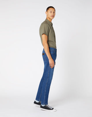 WRANGLER Greensboro Jeanshose - Coastal Indigo Wash - W15QQ440L