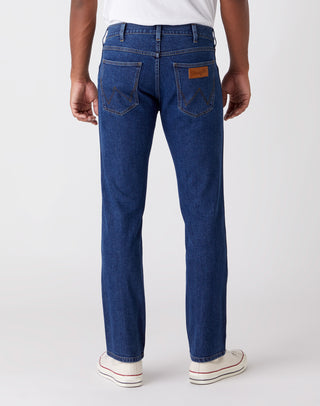 WRANGLER GREENSBORO ride on Straight Jeans - Deep Harbor Blue - W15QU5225