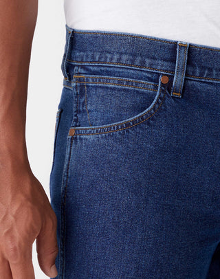 WRANGLER GREENSBORO ride on Straight Jeans - Deep Harbor Blue - W15QU5225