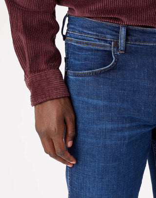 WRANGLER Greensboro Jeans - Deep Indigo Vintage - W15Q7423C