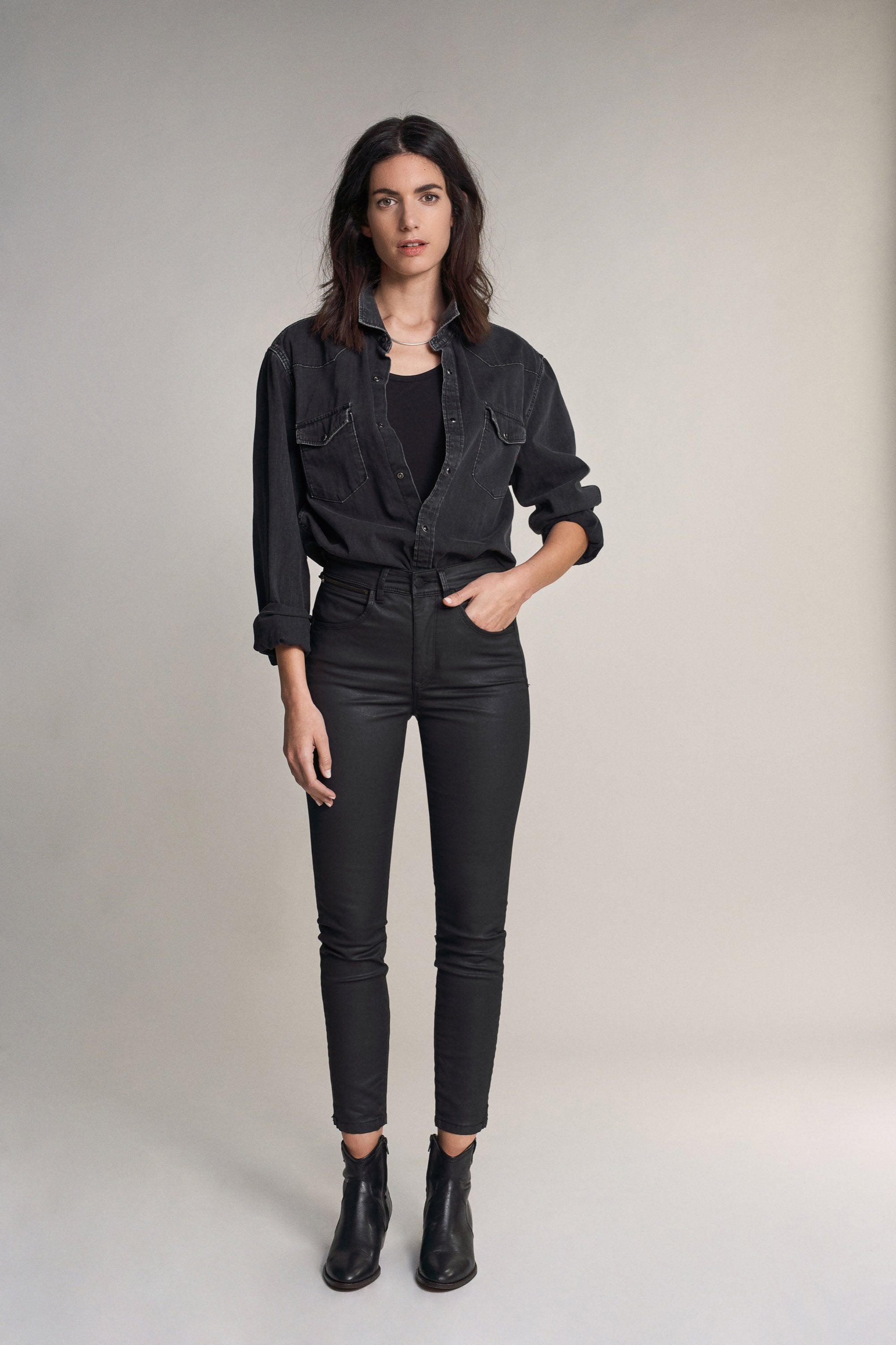 SALSA Secret Push In Capri - Midnight Coated Black - 121996.0000