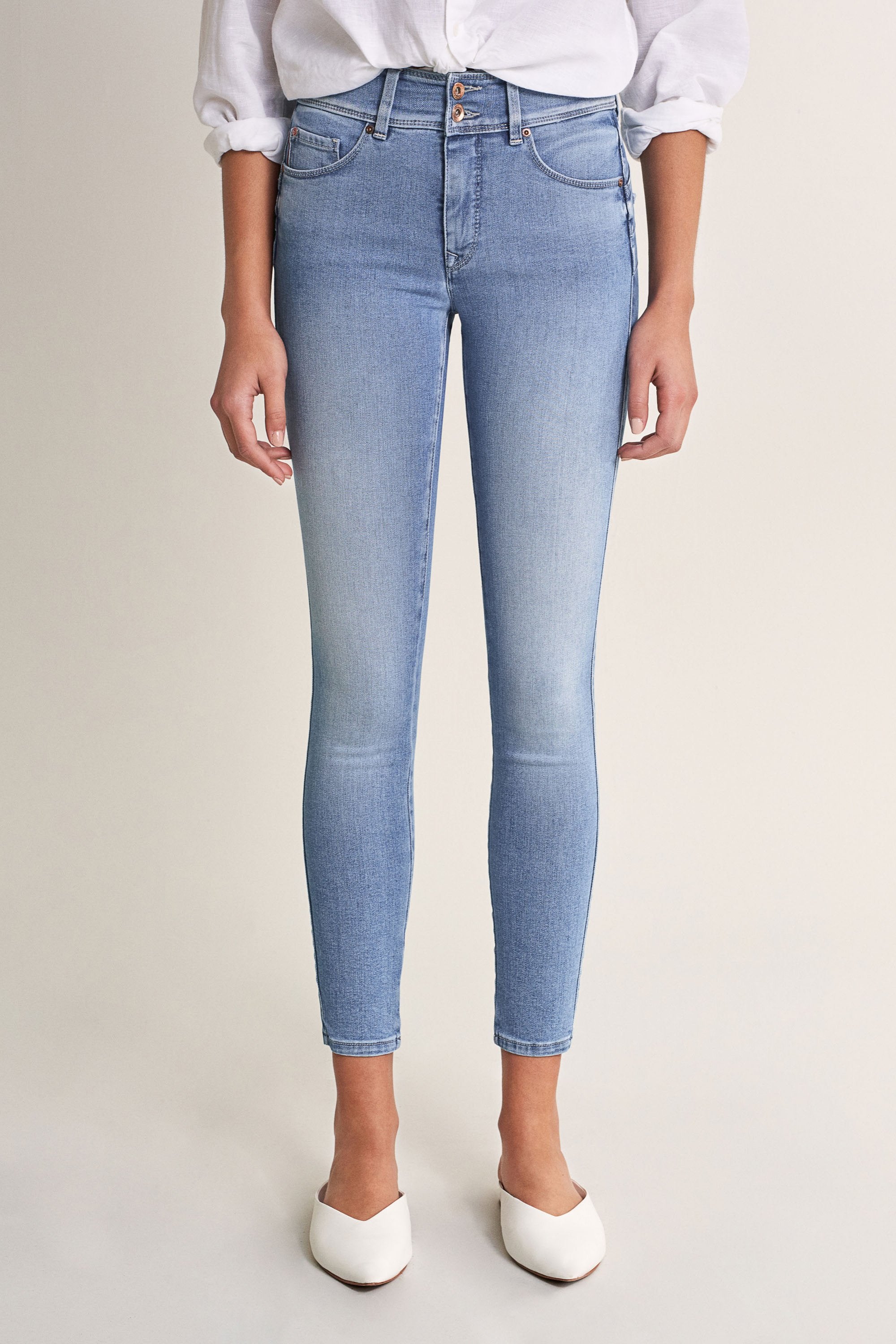 SALSA Secret Push In Skinny Capri - Stonewashed Sky Denim - 124727.8502