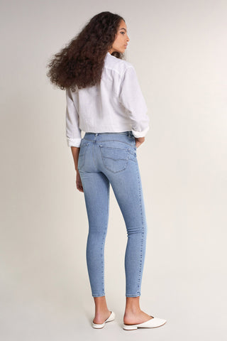 SALSA Secret Push In Skinny Capri - Stonewashed Sky Denim - 124727.8502