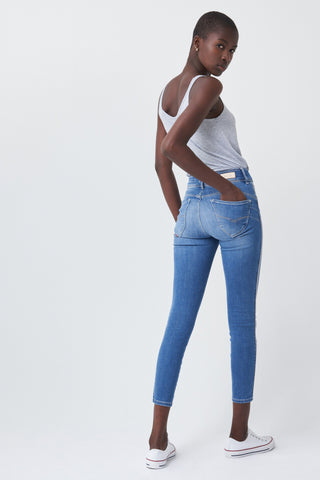 SALSA Secret Push In Capri - Seaside Cornflower Blue - 125097.8503