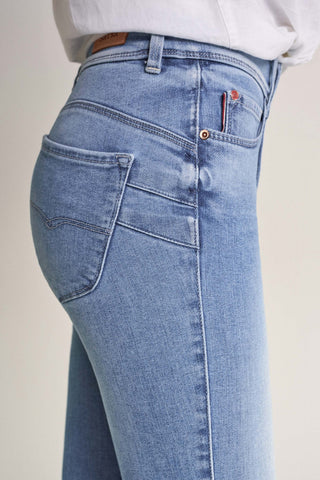 SALSA Secret Push In Skinny Capri - Stonewashed Sky Denim - 124727.8502