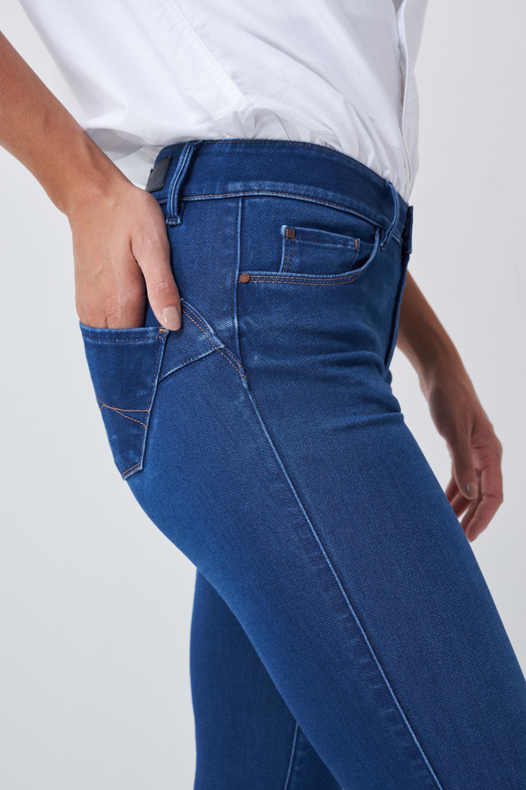 SALSA Wonder Push Up Skinny Jeans - Ocean Velvet Blue - 126071.8503 von Salsa